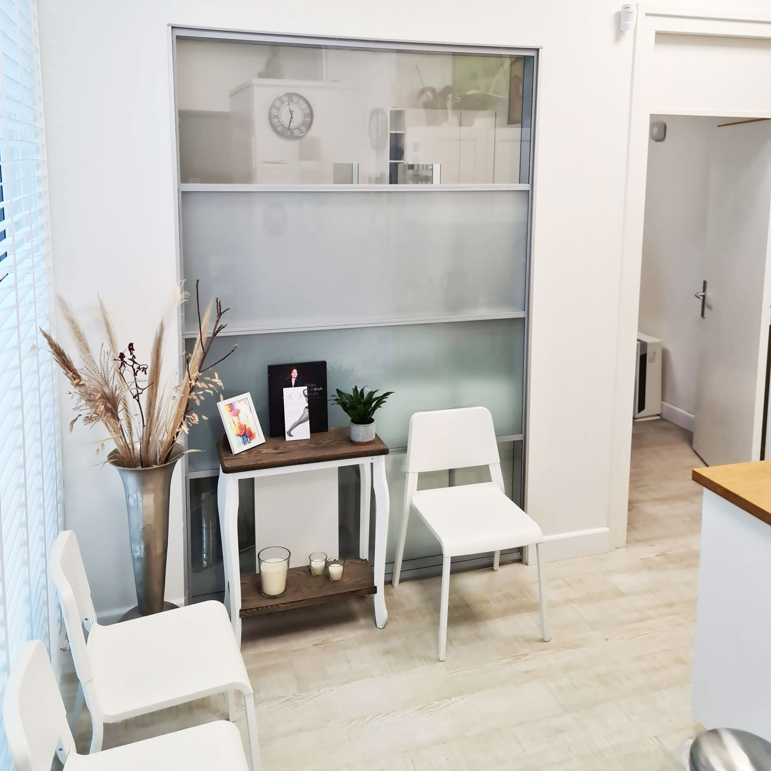 hal-praktijkruimte-almere-buiten